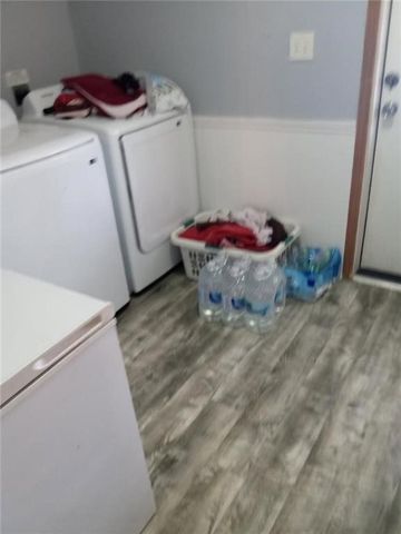 7103 East Washington Street Extension, Bath, NY 14810