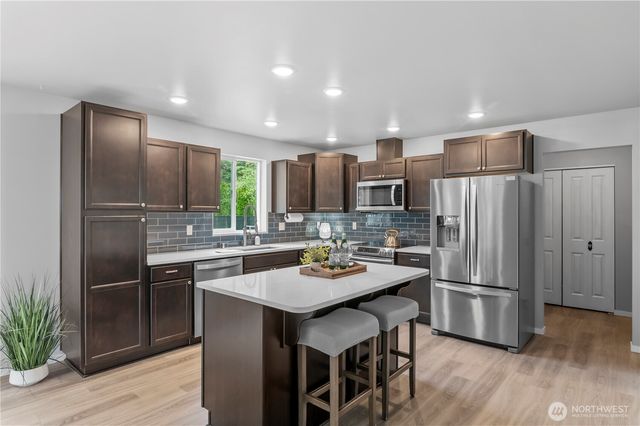 1256 Youngwood Road, Camano Island, WA 98282