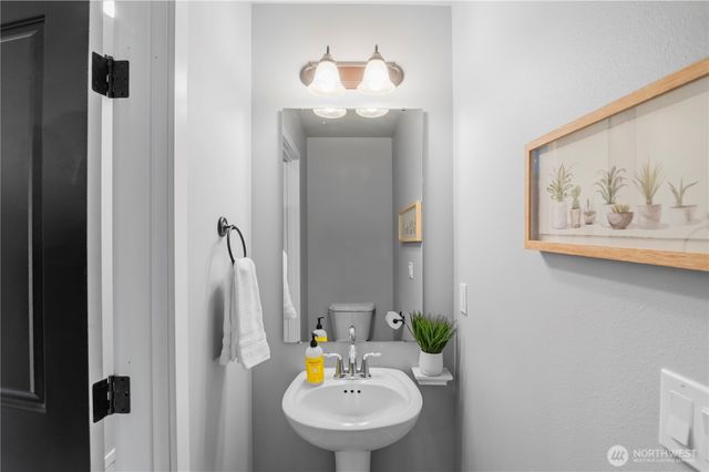 1256 Youngwood Road, Camano Island, WA 98282