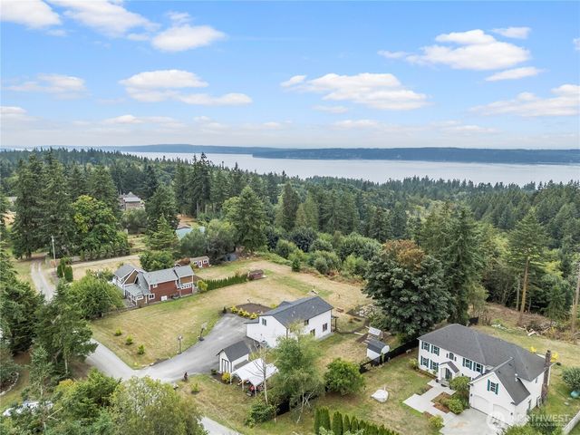 1256 Youngwood Road, Camano Island, WA 98282