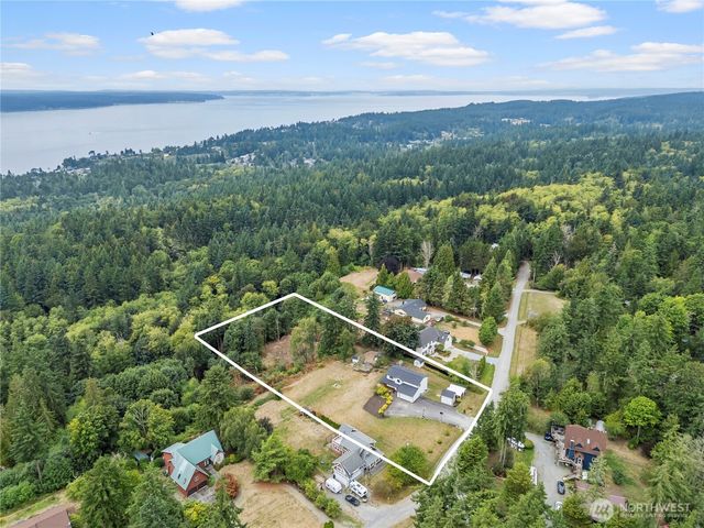 1256 Youngwood Road, Camano Island, WA 98282