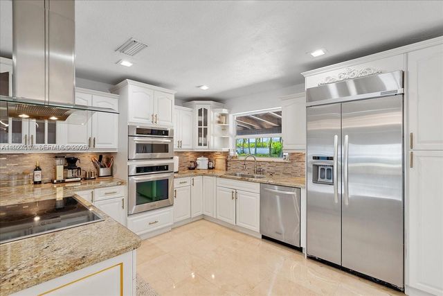 3220 NE 164th st, North Miami Beach, FL 33160