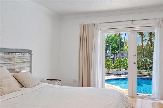 3220 NE 164th st, North Miami Beach, FL 33160