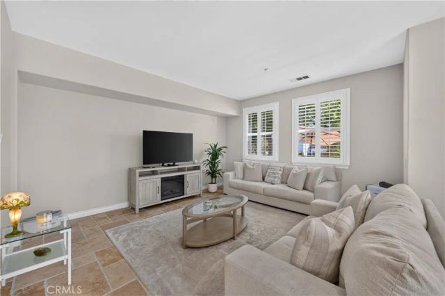 28947 Frankfort, Temecula, CA 92591