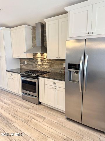 1401 W BLUE RIDGE Court, Chandler, AZ 85248