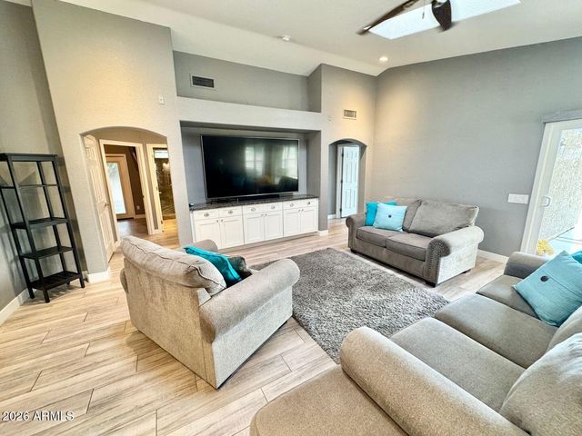 1401 W BLUE RIDGE Court, Chandler, AZ 85248