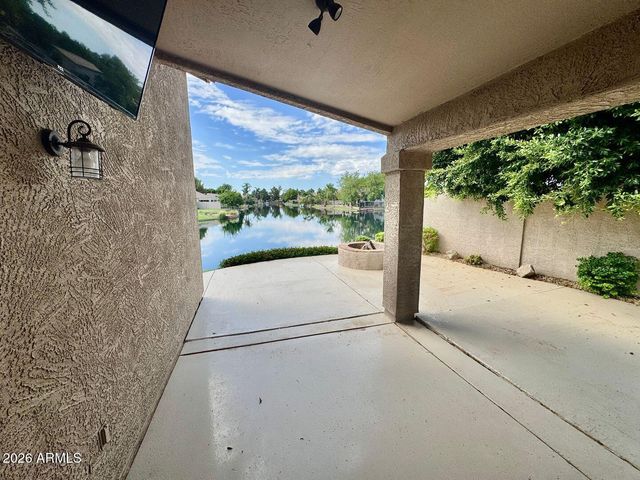 1401 W BLUE RIDGE Court, Chandler, AZ 85248