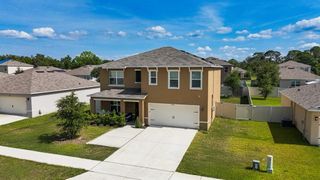 2752 GRAND CENTRAL AVENUE, Tavares, FL 32778