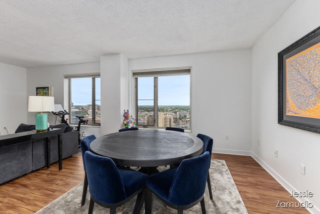 33 Campau Circle NW 2704, Grand Rapids, MI 49503