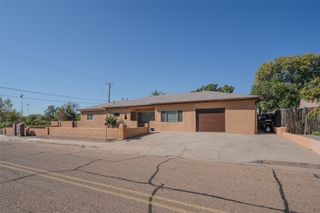 102 PINE, Santa Fe, NM 87501