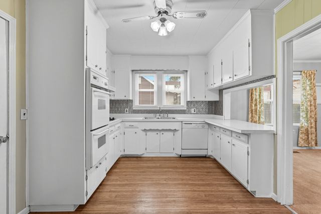 135 Main St, Mc Ewen, TN 37101