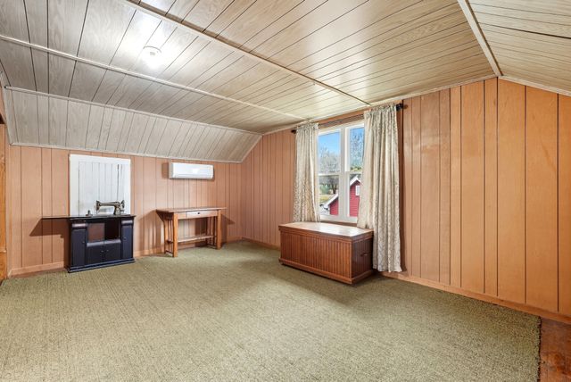 135 Main St, Mc Ewen, TN 37101