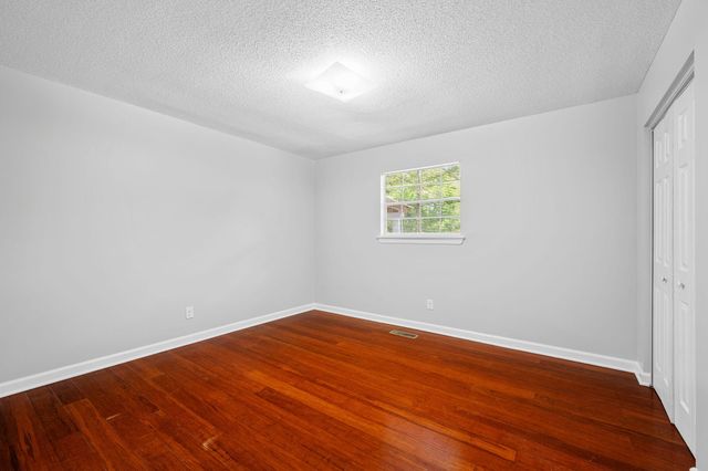 1300 Highcrest Drive, Hixson, TN 37343