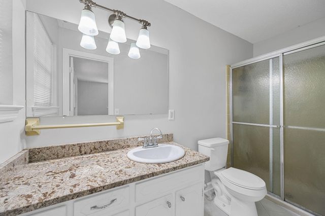 1300 Highcrest Drive, Hixson, TN 37343