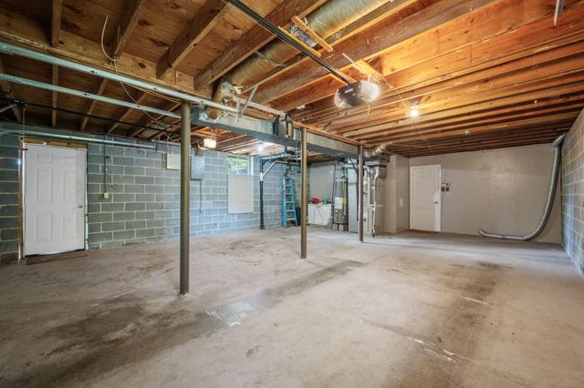 1300 Highcrest Drive, Hixson, TN 37343