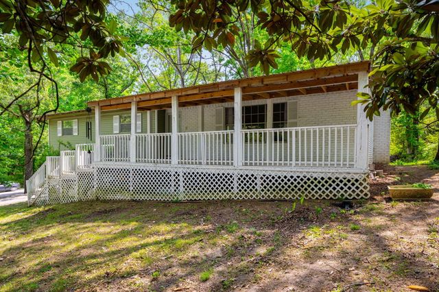 1300 Highcrest Drive, Hixson, TN 37343