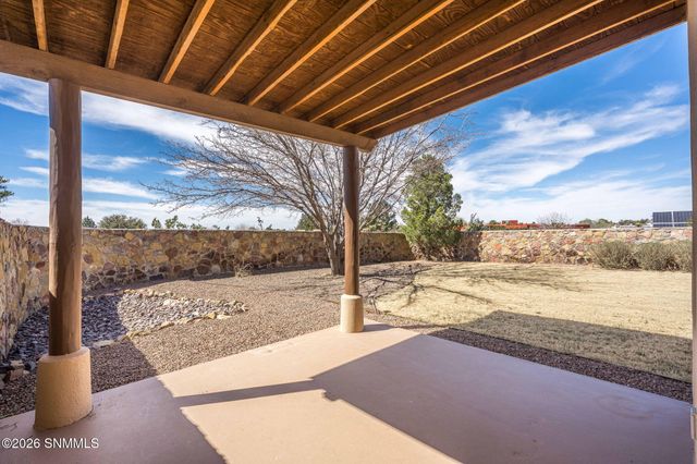 5225 Angel Fire Place, Las Cruces, NM 88011