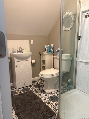 95 Horton Avenue, Valley Stream, NY 11581