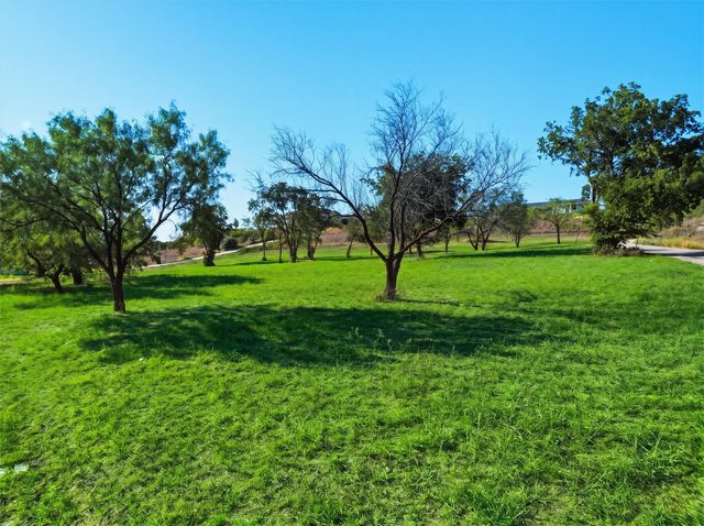 3049 Winding Creek Trail, Aledo, TX 76008