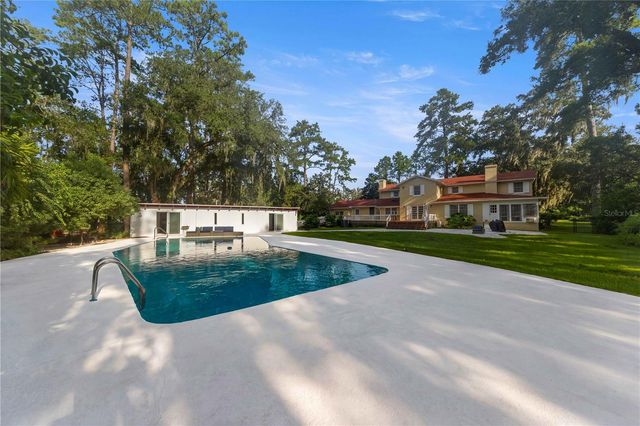 3422 E FORT KING STREET, Ocala, FL 34470