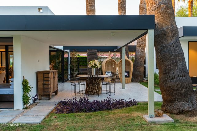 5311 E MITCHELL Drive, Phoenix, AZ 85018