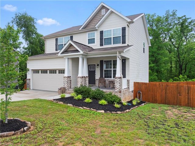 497 Mahogany Drive, Thomasville, NC 27360