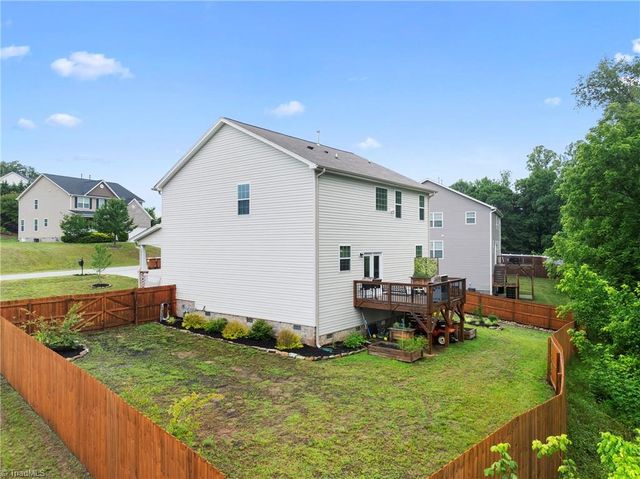 497 Mahogany Drive, Thomasville, NC 27360