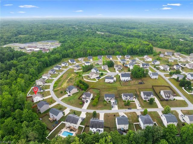 497 Mahogany Drive, Thomasville, NC 27360
