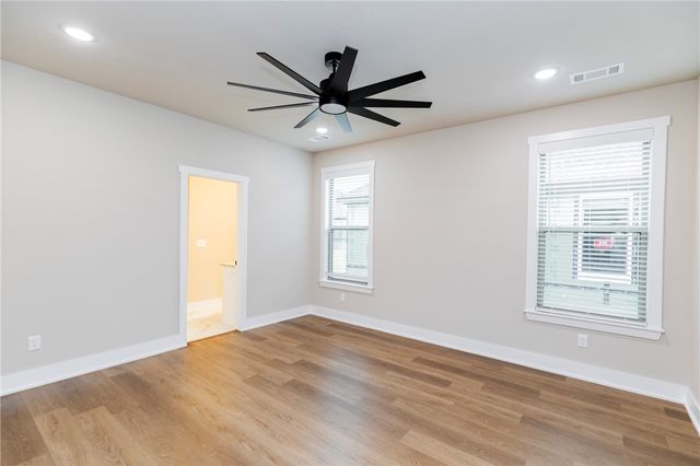 6609 SW Orange Avenue, Bentonville, AR 72713