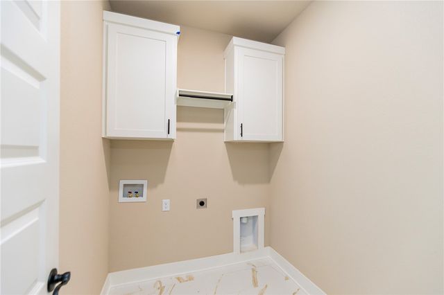 6609 SW Orange Avenue, Bentonville, AR 72713