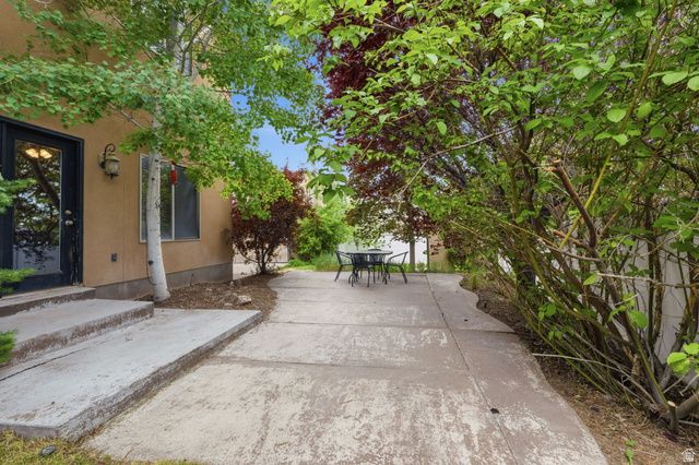 5106 W AMBER ROSE LN, Herriman, UT 84096