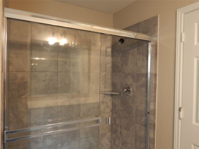 4633 Benham Drive, Fort Worth, TX 76036