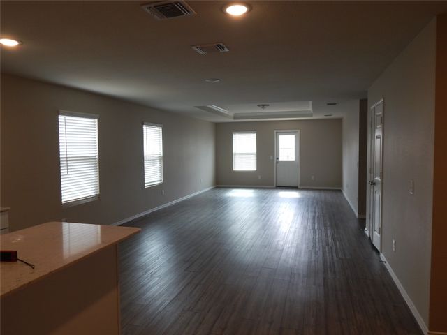 4633 Benham Drive, Fort Worth, TX 76036