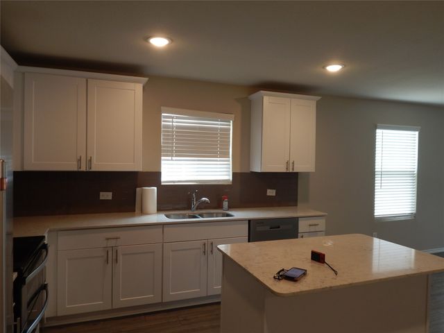 4633 Benham Drive, Fort Worth, TX 76036