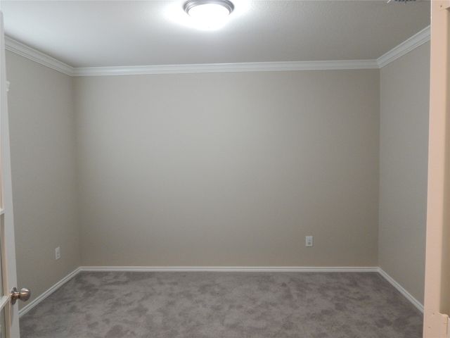 4633 Benham Drive, Fort Worth, TX 76036