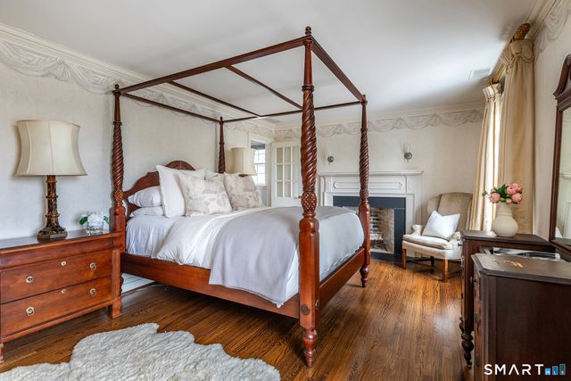 19 Seherr Thoss Drive, Litchfield, CT 06759