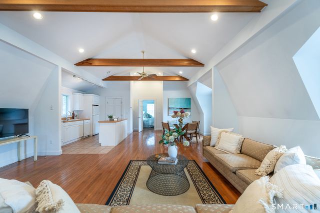 19 Seherr Thoss Drive, Litchfield, CT 06759