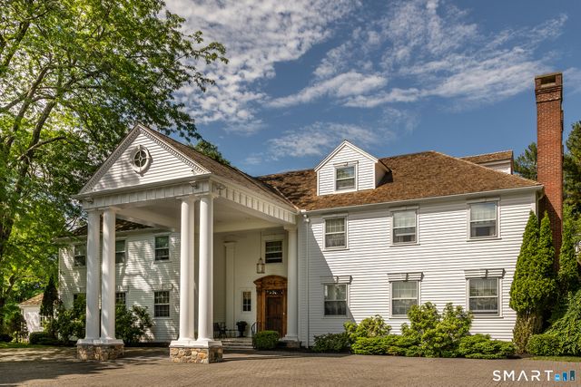 19 Seherr Thoss Drive, Litchfield, CT 06759