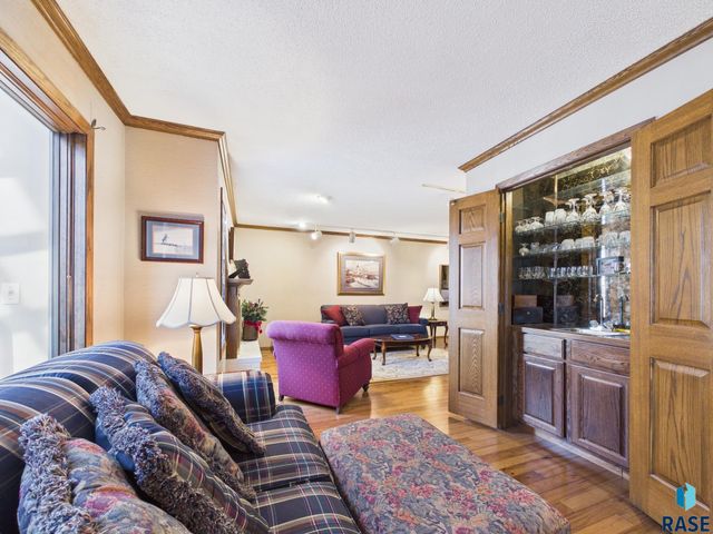 4307 S Townpark Pl Place, Sioux Falls, SD 57105