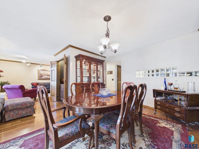 4307 S Townpark Pl Place, Sioux Falls, SD 57105