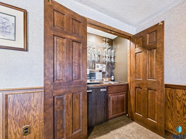 4307 S Townpark Pl Place, Sioux Falls, SD 57105