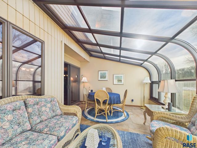 4307 S Townpark Pl Place, Sioux Falls, SD 57105