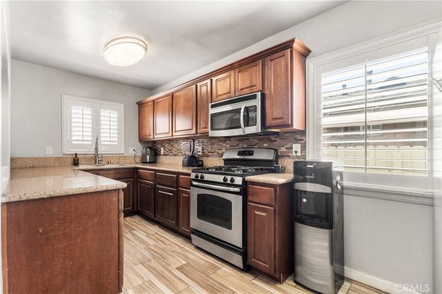 2746 Easy, Long Beach, CA 90810