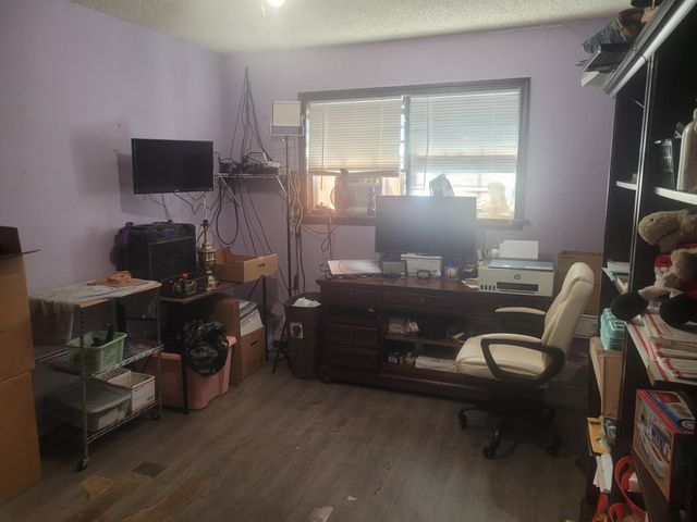 1812 H Street NW, Miami, OK 74354