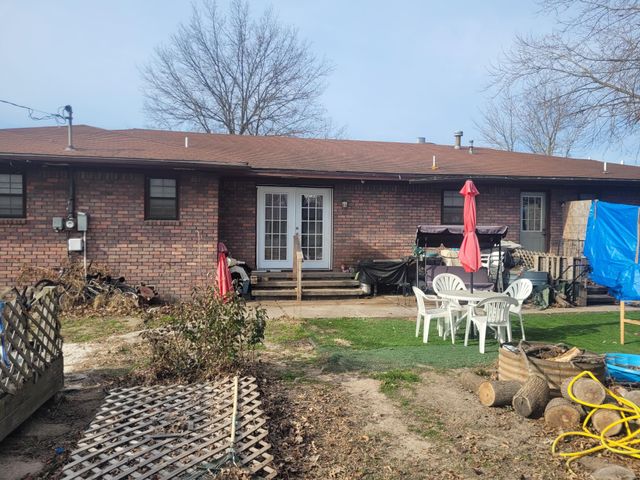 1812 H Street NW, Miami, OK 74354