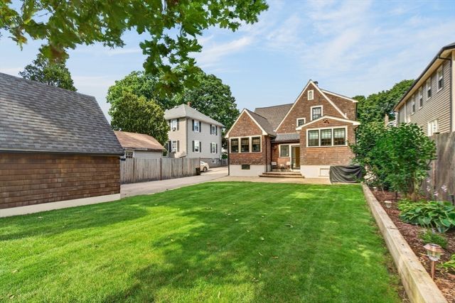 165 Thacher, Milton, MA 02186