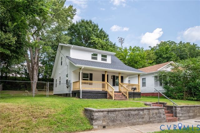 215 N 14th Ave, Hopewell, VA 23860