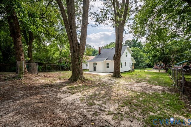 215 N 14th Ave, Hopewell, VA 23860