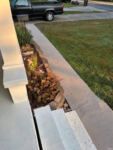 451 Miller Avenue, Clarksville, IN 47129