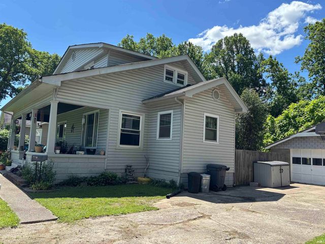 451 Miller Avenue, Clarksville, IN 47129